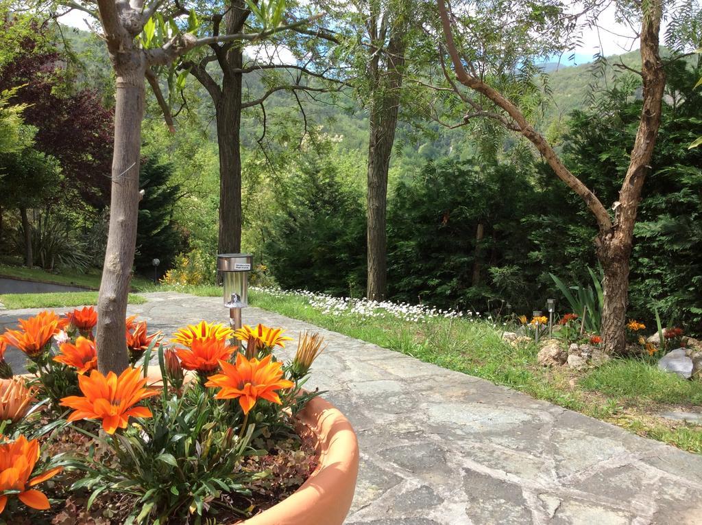 L'Acacia B&B Pietra Ligure Eksteriør billede
